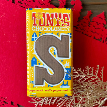 Молочный шоколад Tonys Chocolonely с Рождественским печеньем pepernoot 180 г